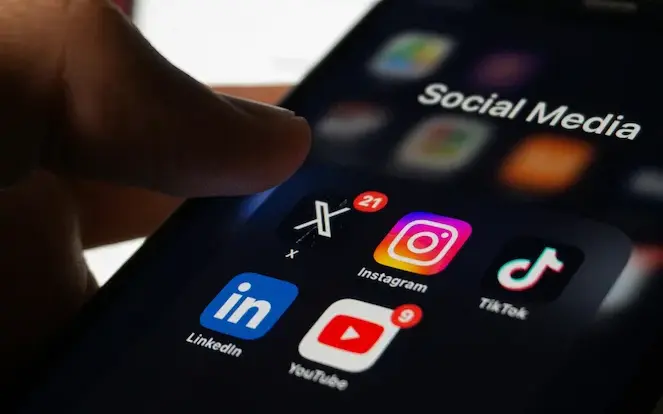 Redes Sociales: Construye Tu Marca y Conecta Con Tu Audiencia